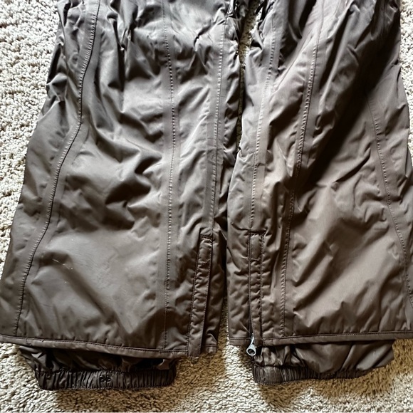 Burton Adjustable Waist Snow Pants | Ski and Snowboard Pants - Picture 6 of 15